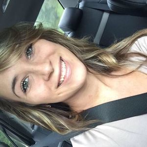 Meet your Posher, Courtney