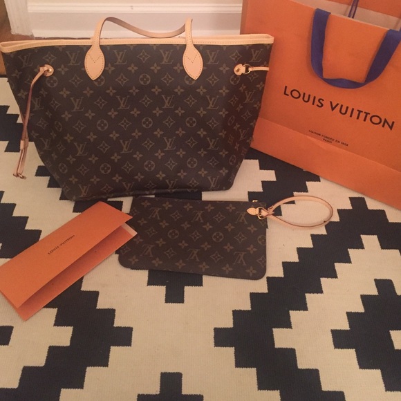 NWT Louis Vuitton Neverfull POUCH