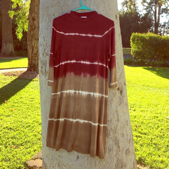 DONATE ALERT: Burgundy Taupe Tie Dye Dress