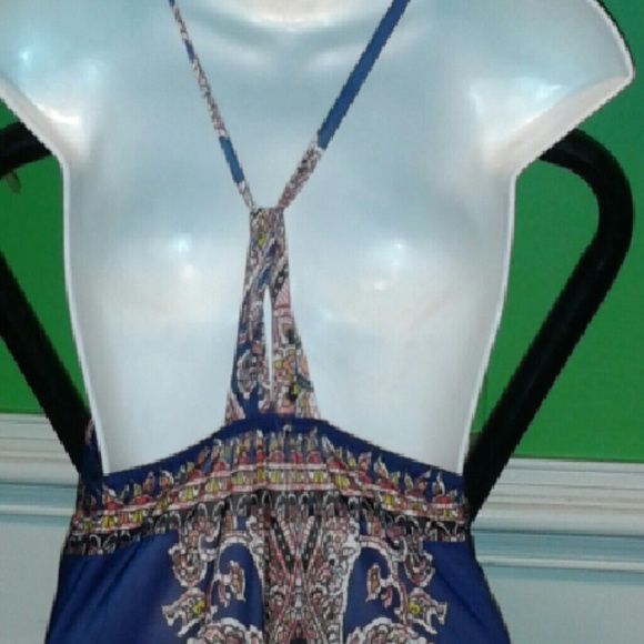 Dress - Picture 2 of 3