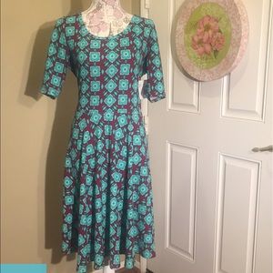 LuLaRoe Nicole dress. Gorgeous colors!