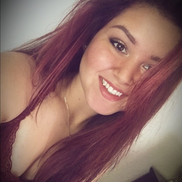 Meet your Posher, Kenzie