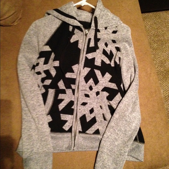 Ladies XL gray zip up sweater/hoodie