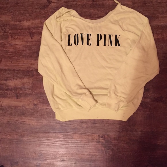 Off the shoulder VS pull over