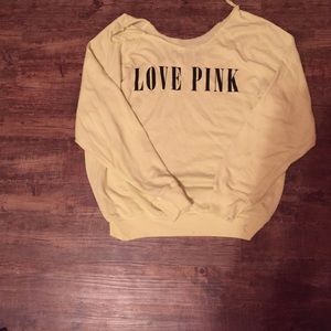 Off the shoulder VS pull over