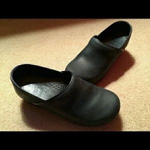 Dansko Black Matte Leather Shoes