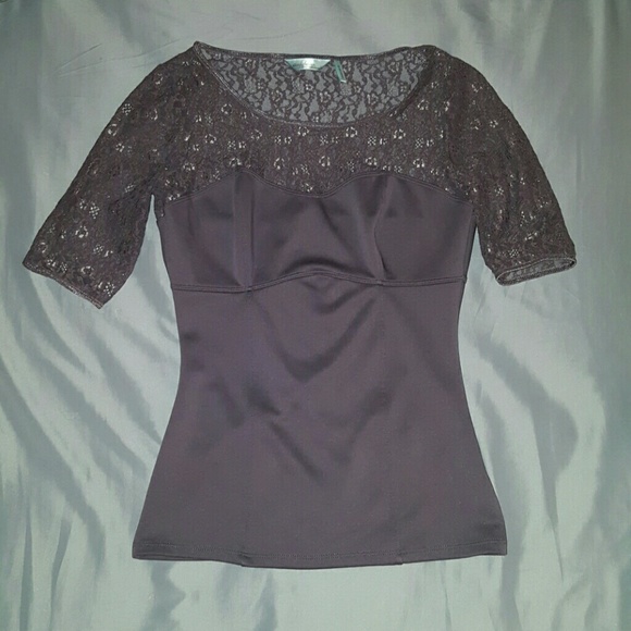 Grey Lace Slimming Top