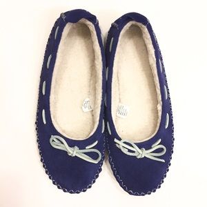 NWOT — L.L. Bean blue leather Hearthside slippers