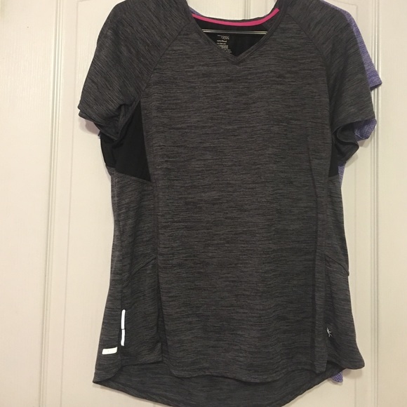 Workout Top Bundle! - Picture 2 of 2