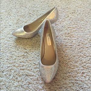 Evening pumps (silver color)
