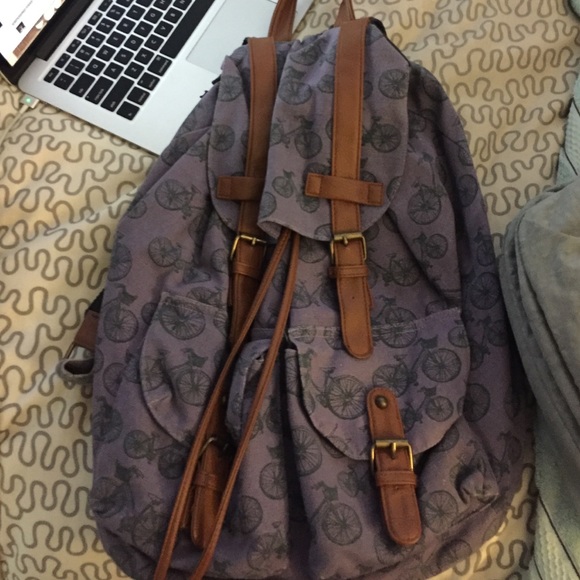 Cute backpack - Picture 1 of 3