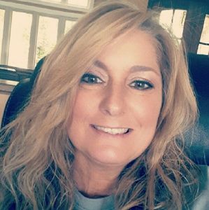 Meet your Posher, Carolyn