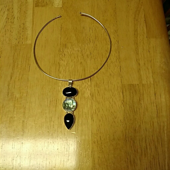 Pendant - Picture 2 of 3