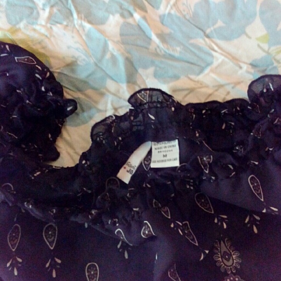 Shirts - Picture 4 of 4