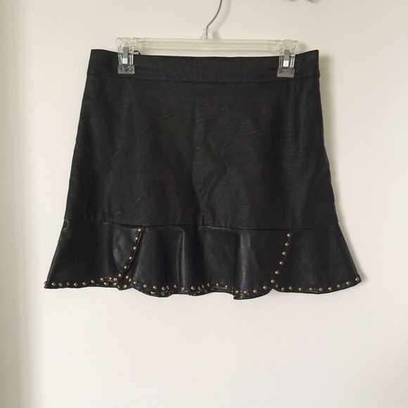 Faux leather skirt with gold studded detail - Picture 1 of 1