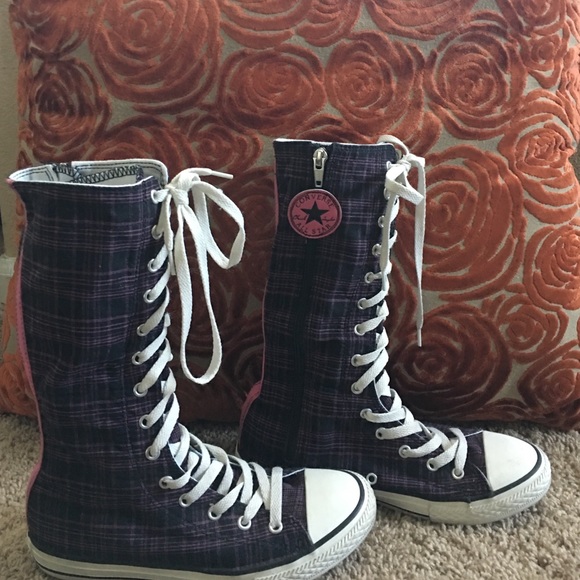 Converse - Picture 2 of 4