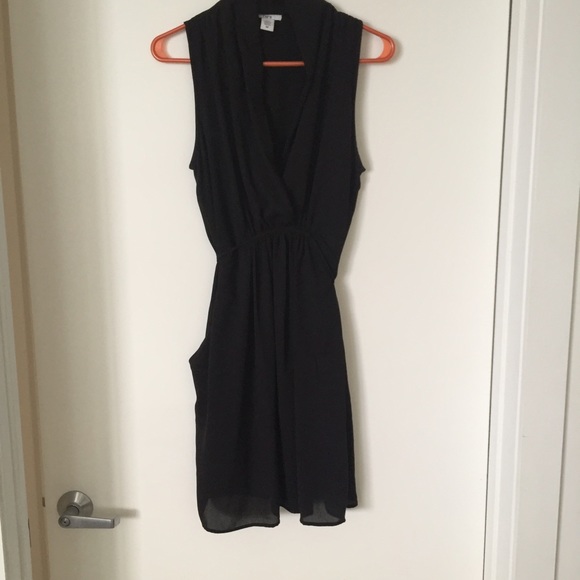 Bar III Black dress with tie around waist