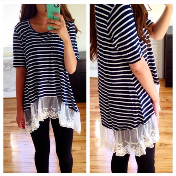 ❣SMALL❣Navy Striped Nautical Lace Hem High Low Top - Picture 2 of 2