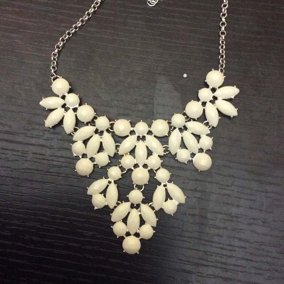White necklace