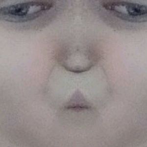 Meet your Posher, Kenzie