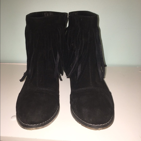 Fringe ankle boots