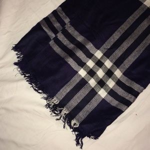 Navy and white blanket scarf
