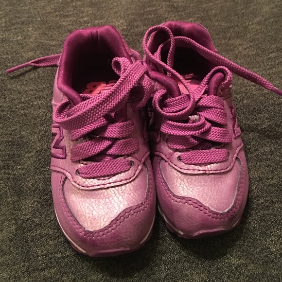 New Balance - Picture 2 of 2