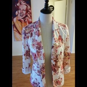 NWT LC by Lauren Conrad Floral Print Blazer