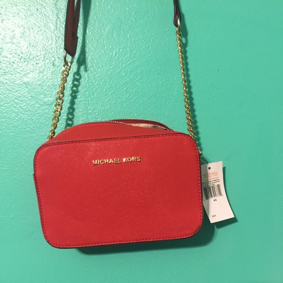 Michael kors red chain cross body purse