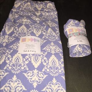 Nwt LuLaRoe Mommy & Me blue demask set. TC & L/XL