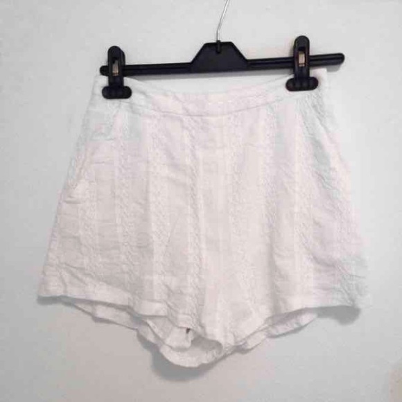 Lush white bottom S