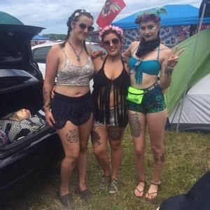 Meet your Posher, Abbey