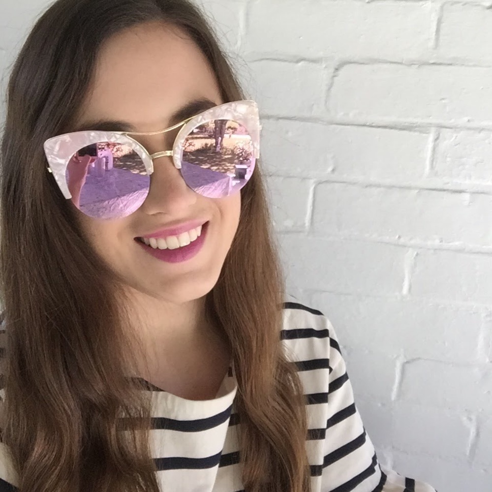 "Eliza" Sunglasses || Pink Pearl & Pink Mirror - Picture 4 of 6
