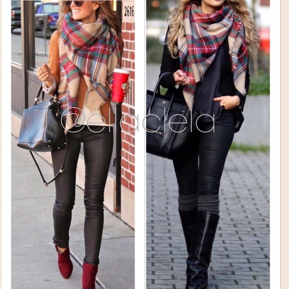 Hottest Fashion Plaid Triangle Scarf Warm Holidays - Picture 2 of 7