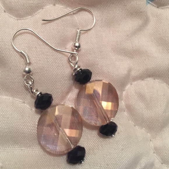 Pink and black crystal earrings - Picture 1 of 4