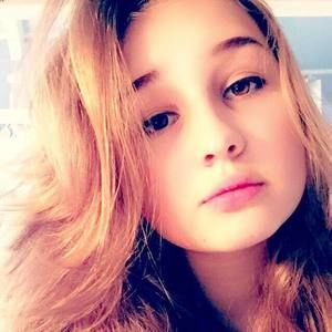 Meet your Posher, Amelia