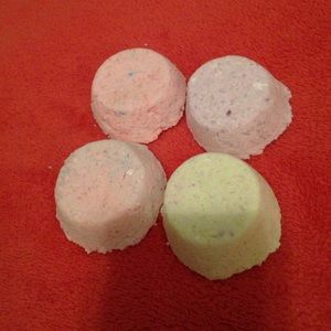 Homemade coconut scent Bath Bombs