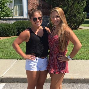 Meet your Posher, Lori