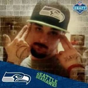 Meet your Posher, Victor