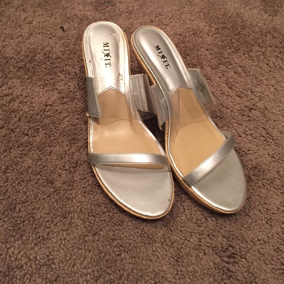 Shoes - Picture 1 of 2