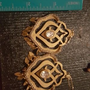 Chandelier earrings