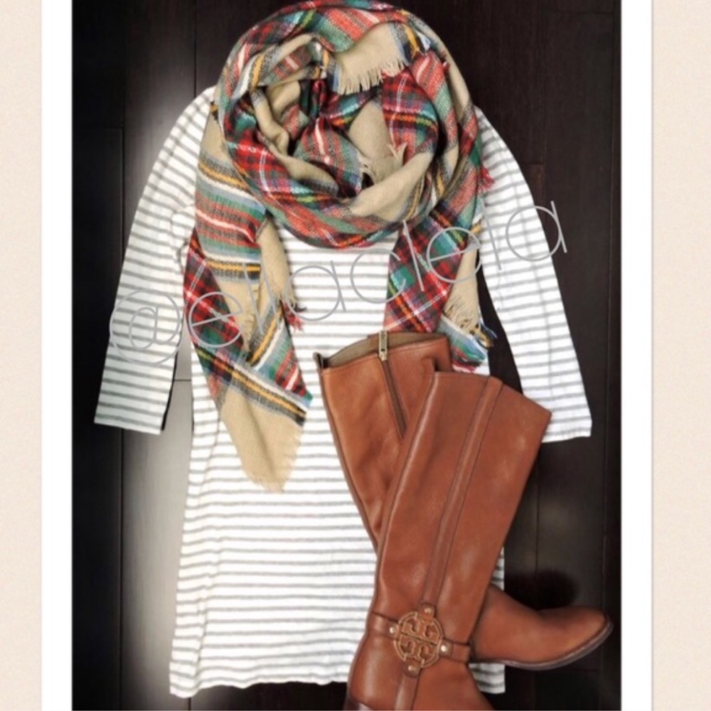 Hottest Fashion Plaid Triangle Scarf Warm Pashmina - Picture 6 of 6