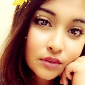 Meet your Posher, Eva