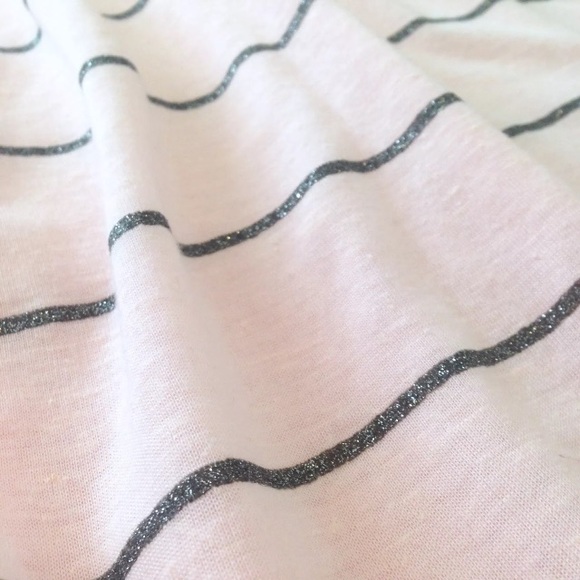 🌺 VICTORIAS SECRET GLITTER STRIPED SLEEP SHIRT - Picture 3 of 3