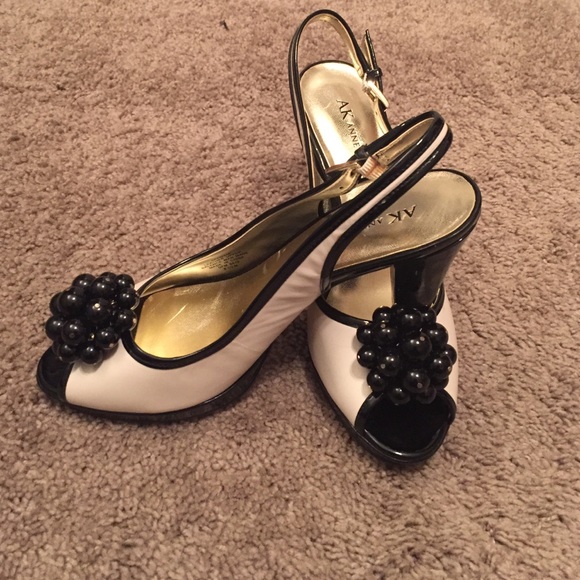 Shoes - Picture 2 of 2