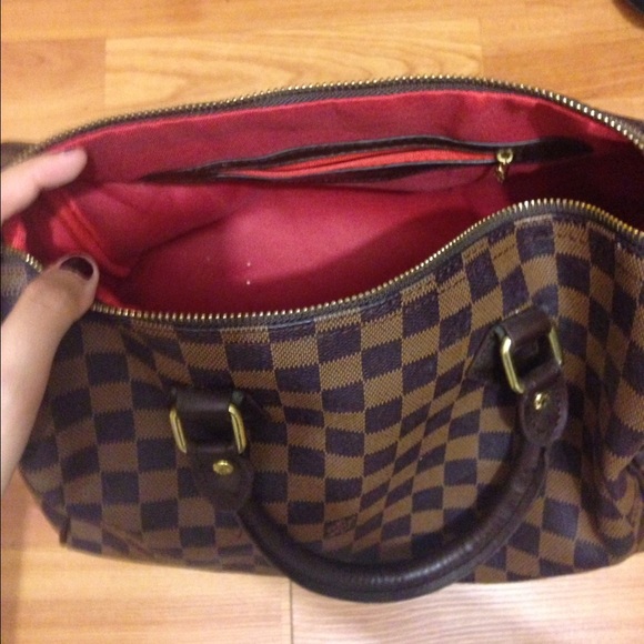 LV Handbag 👜 o.b.o - Picture 2 of 4