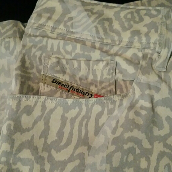 Jeans - Picture 2 of 4