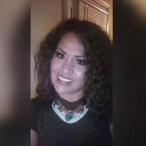 Meet your Posher, Alma ruth