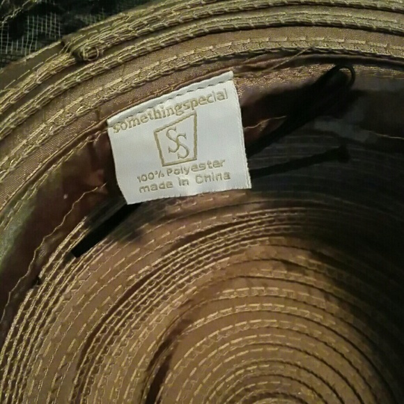 Hat - Picture 2 of 3