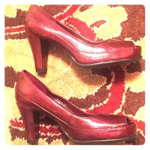 A2 by Aerosoles Maroon Peep Toe Heels